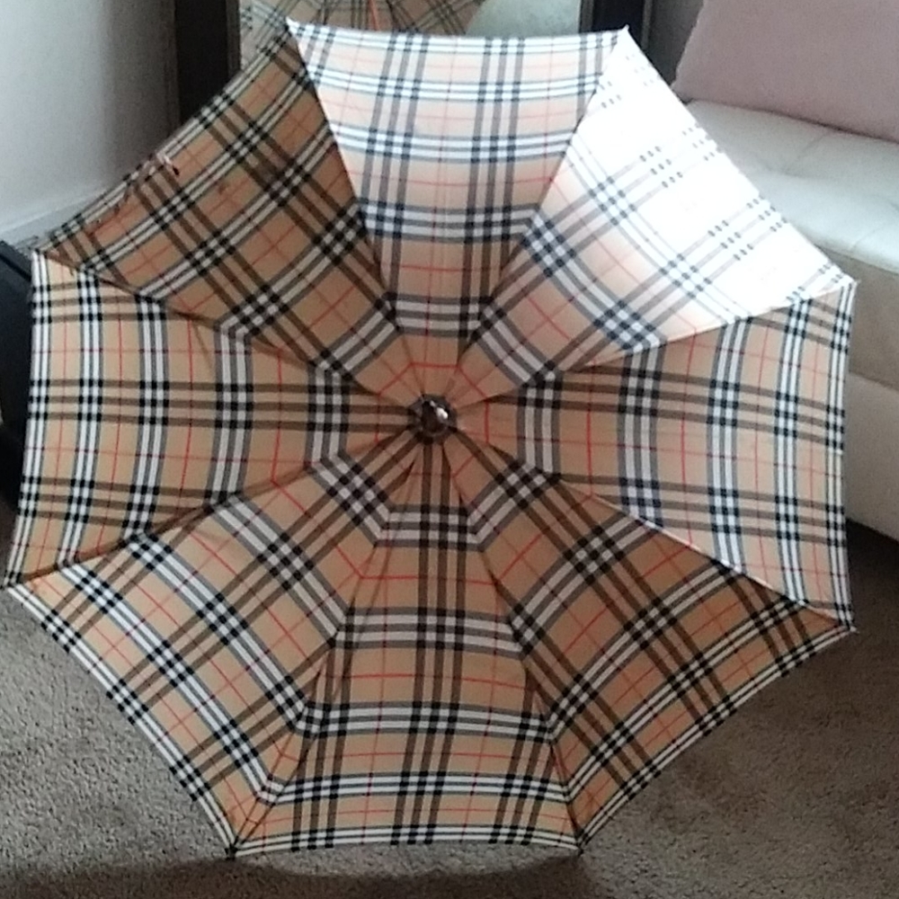 Burberry vintage umbrella